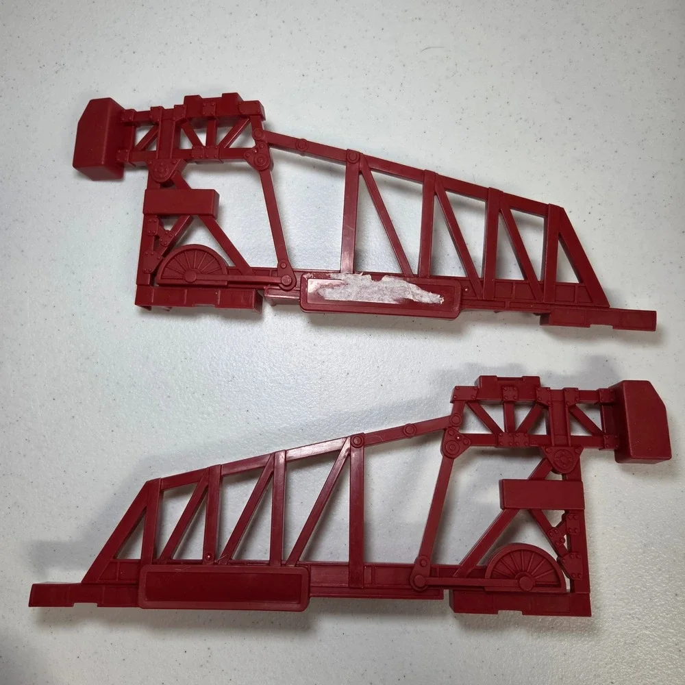 Thomas & Friends Wood GLK80 Walking Bridge Red Replacement‎ Sides Set of 2